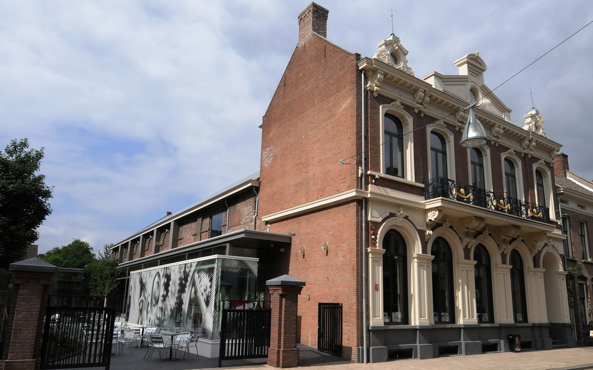 Cinecitta 电影院——600万欧元翻新工程中的日博集团 CIS 产品