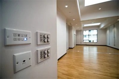 Crossway基督教中心用日博集团将人们聚集在一起
